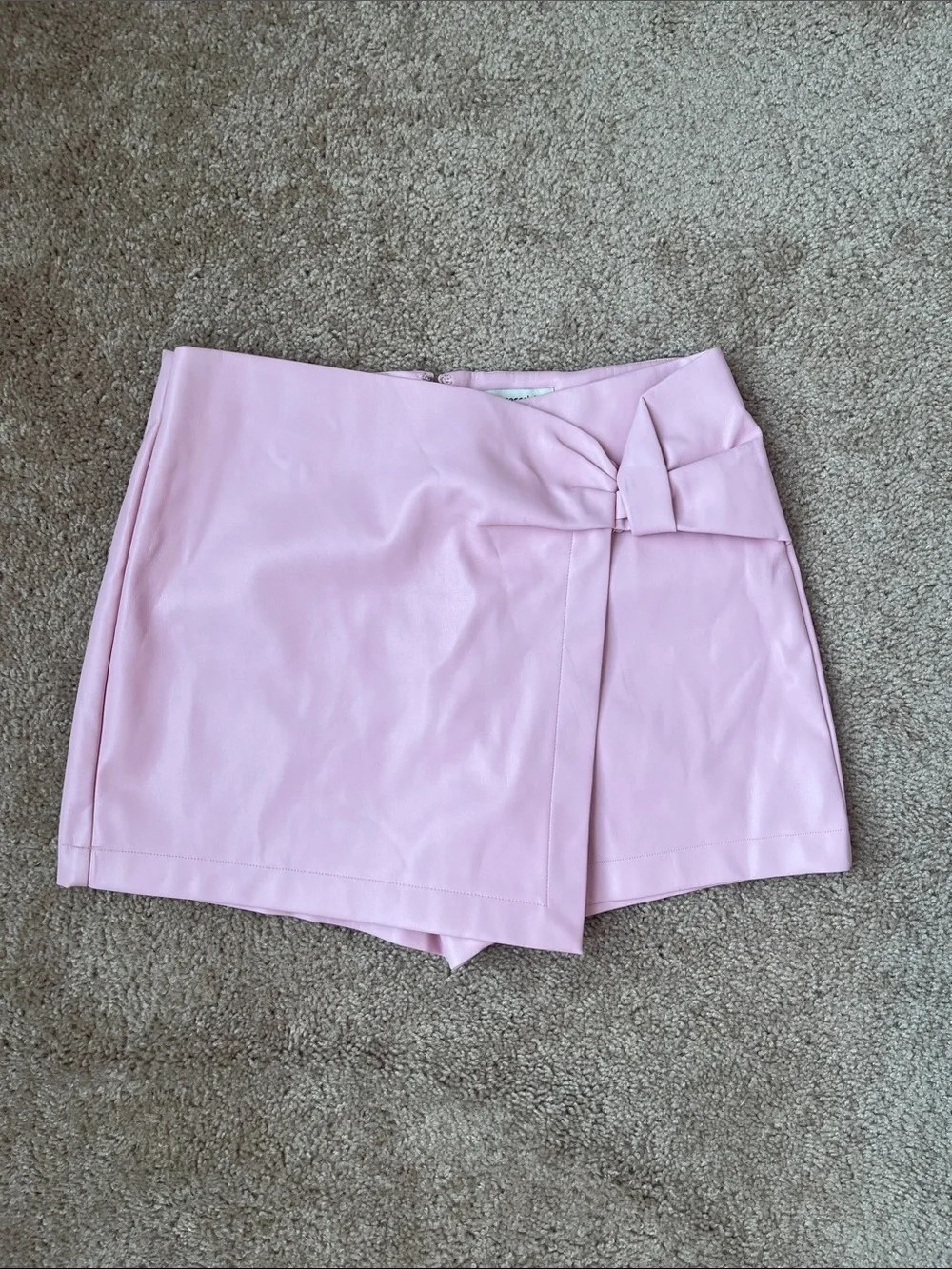 Francesca’s Faux Leather Skort - Picture 2 of 13